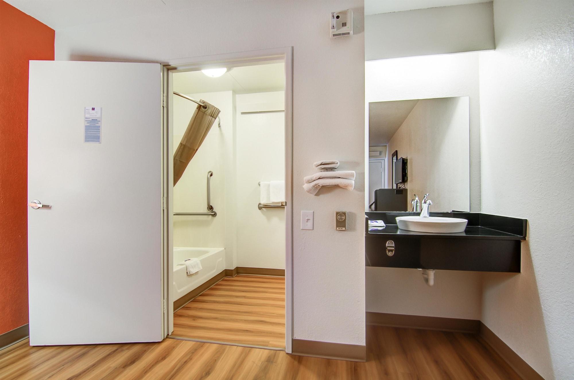 Motel 6-Springfield, Mo - North Экстерьер фото